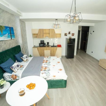 Studio 60 By The Beach Mamaia, Free Parking Casa Del Mar Eksteriør bilde