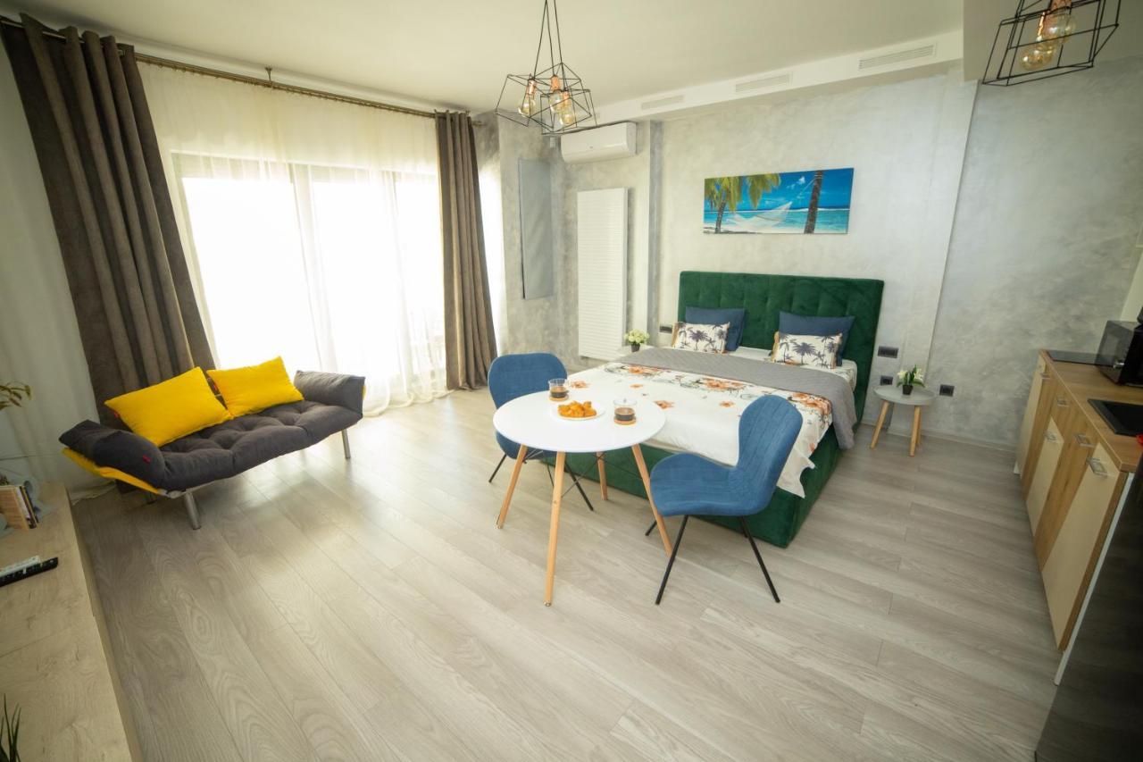 Studio 60 By The Beach Mamaia, Free Parking Casa Del Mar Eksteriør bilde